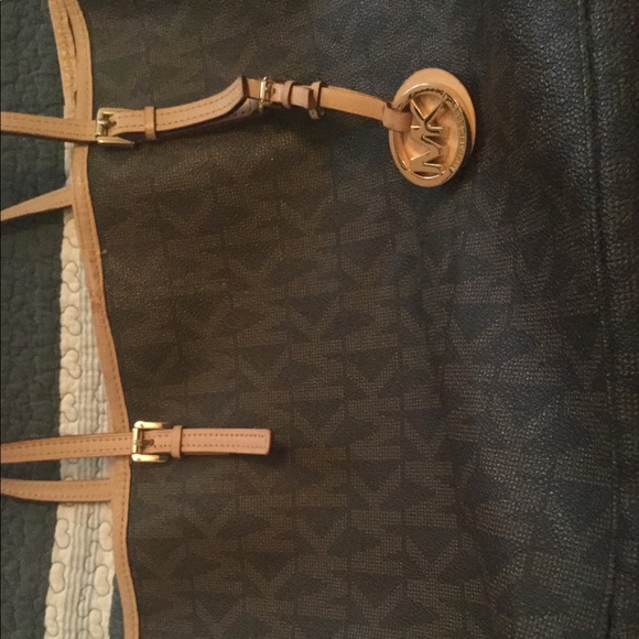 Handbag - Picture 7 of 8